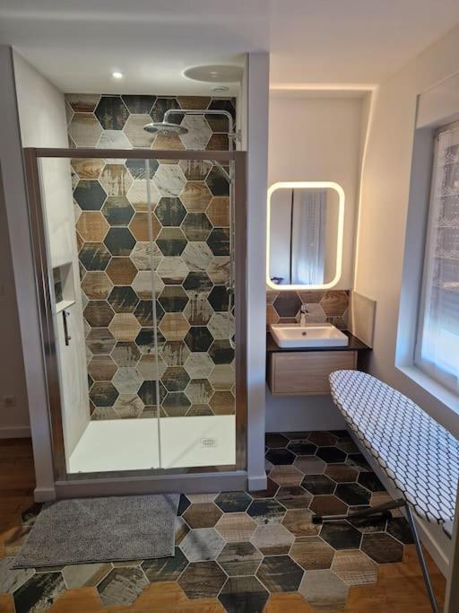 Appartement Cosy Neudorf Climatise Wifi 90M2 Strasbourg Eksteriør bilde